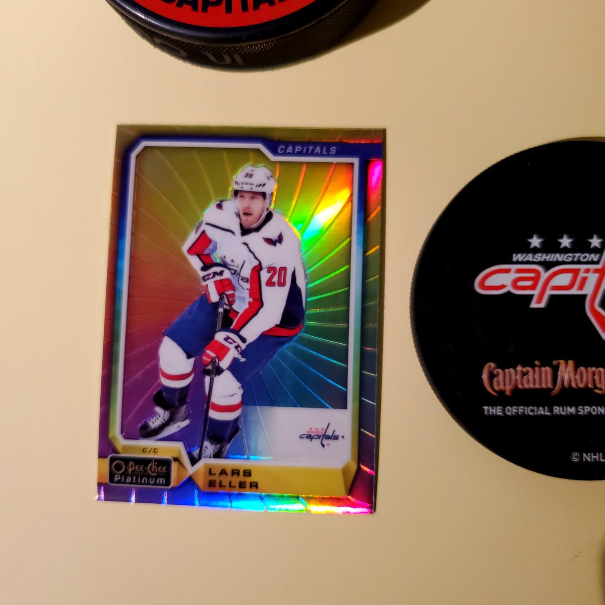CapsCardboard's tweet photo. Congratulations goes out to @Capitals @lellerofficial on becoming the 2nd Danish-born player to reach 800 games played tonight. Here is a Lars Eller @UpperDeckHockey O-Pee-Chee Platinum card. Gotta love those colored wheels. #ALLCAPS #UpperDeckHockey #whodoyoucollect #LarsEller https://t.co/EBlOSp1igi