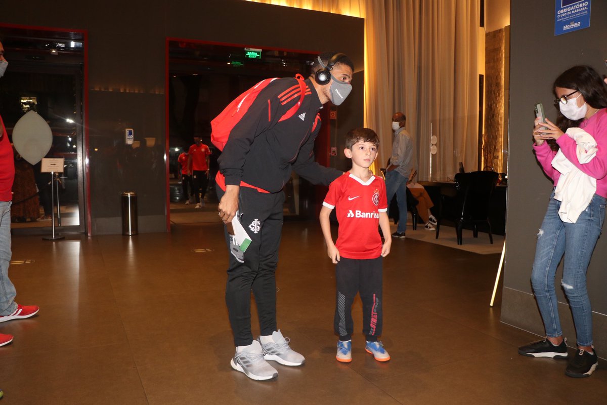 SCInternacional tweet picture