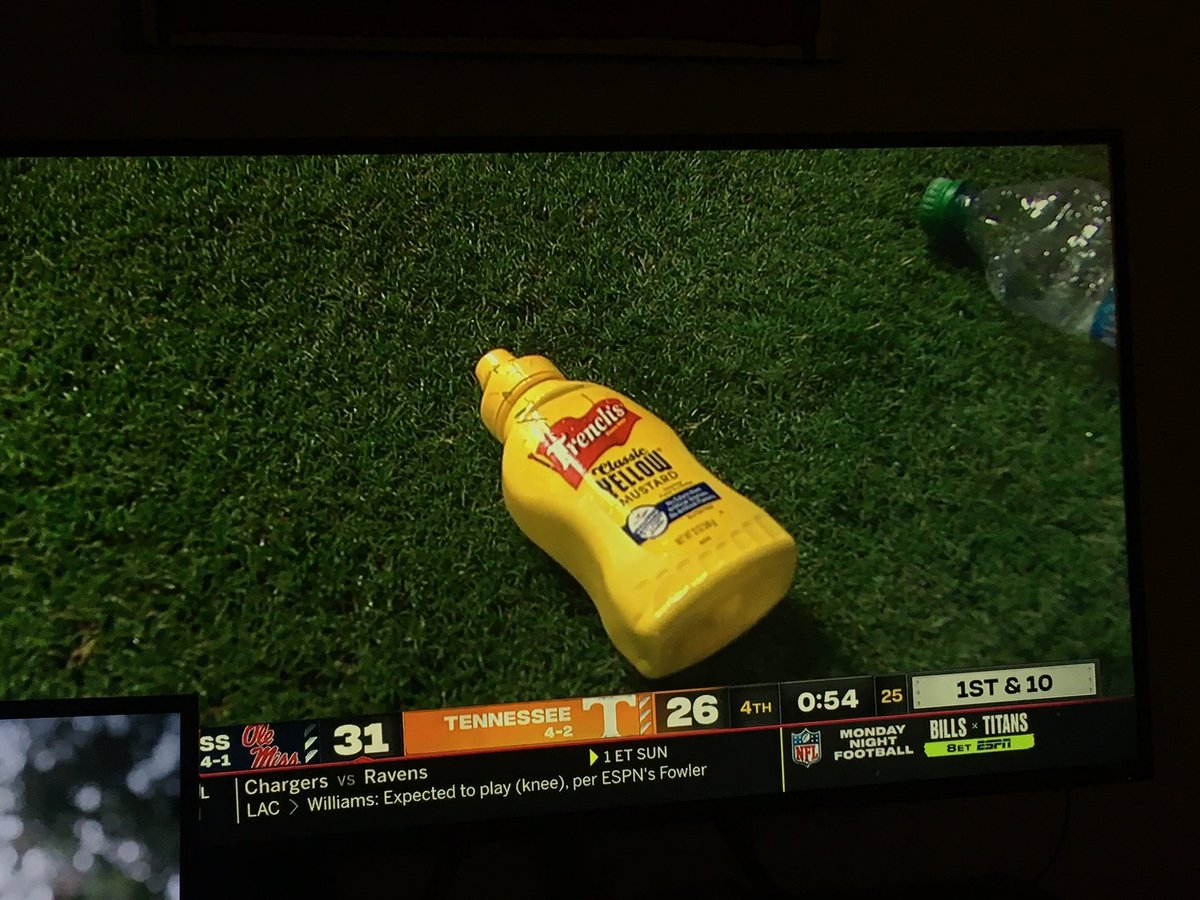 RossDellenger's tweet photo. The field at Tennessee https://t.co/SZXhC0YovW