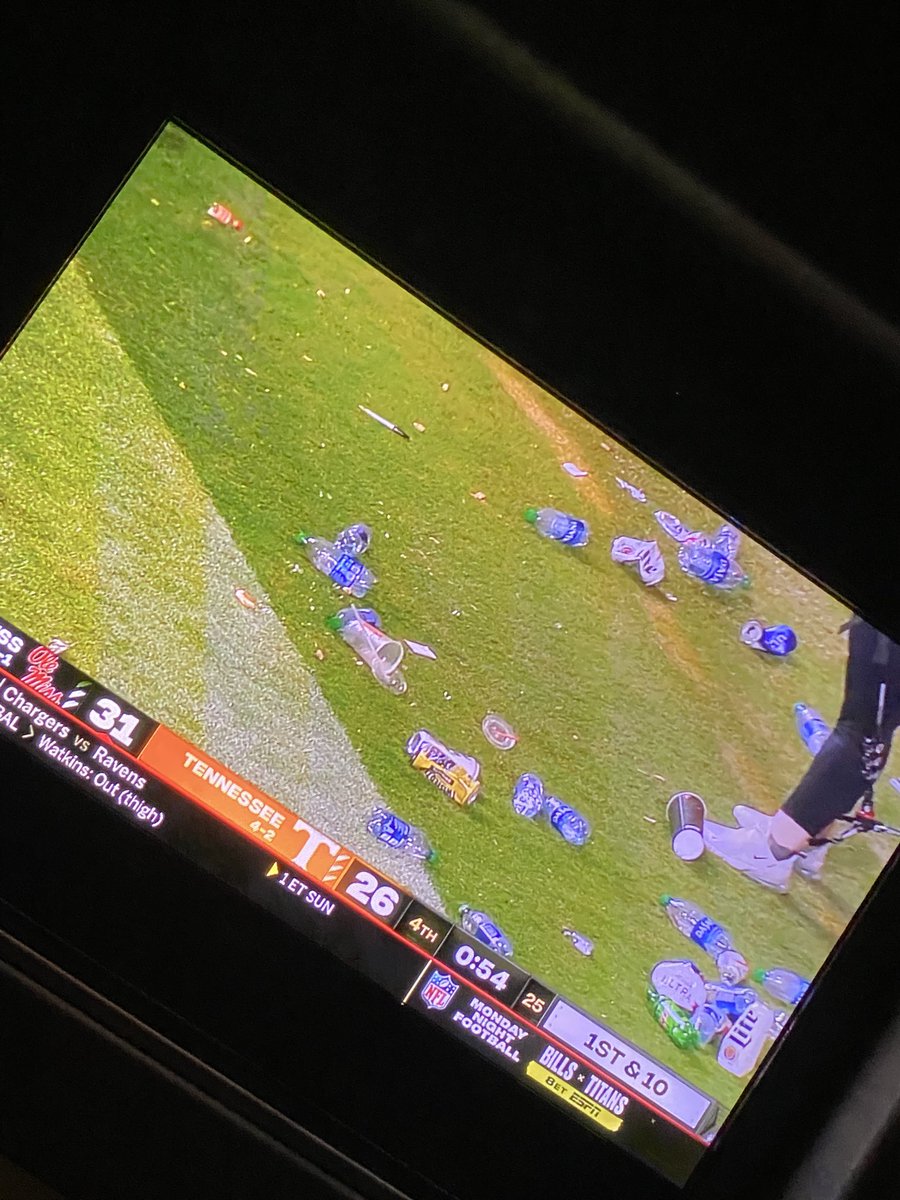 Autumn Webb tweet media