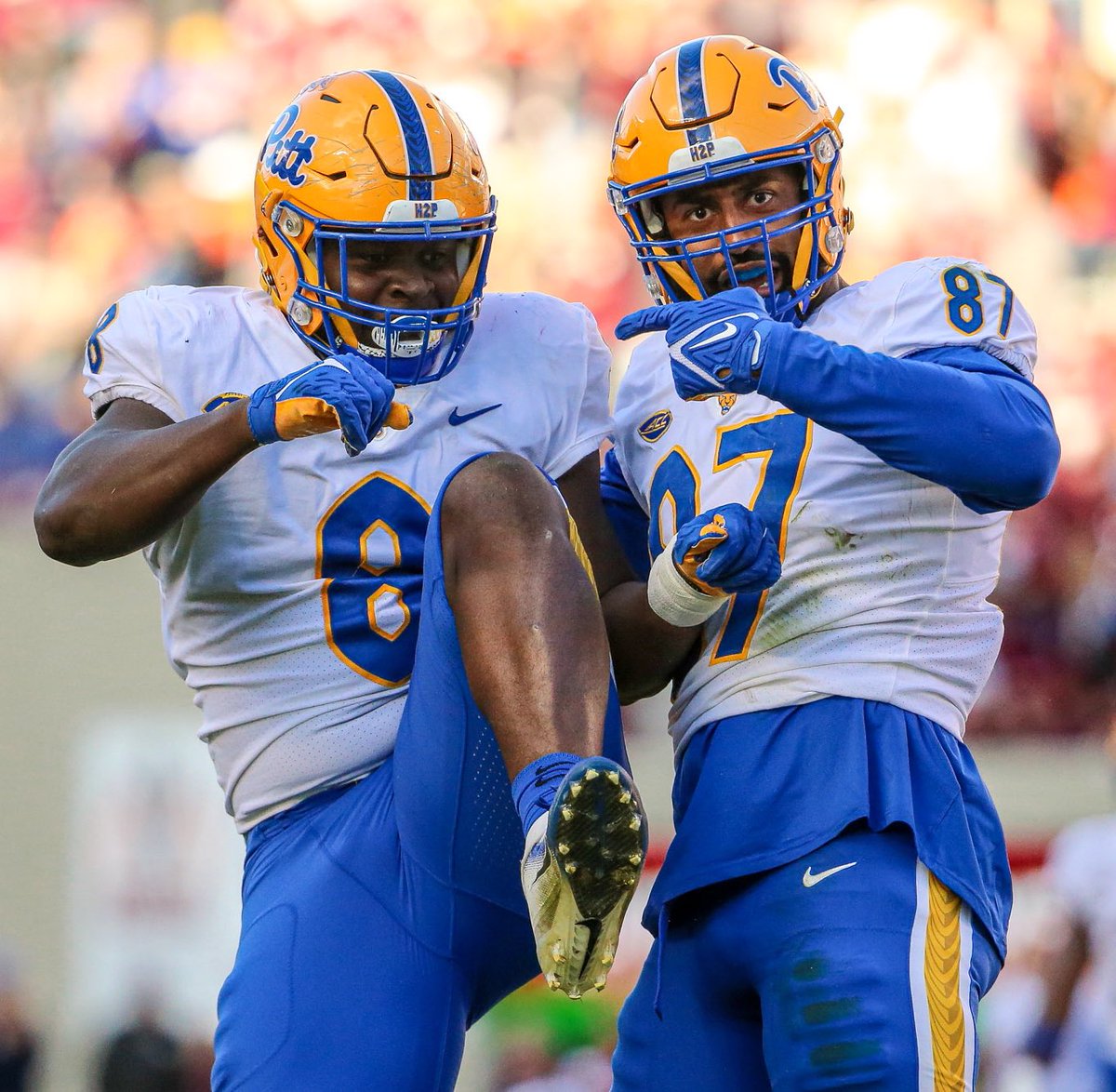 Pitt_FB's tweet photo. TV UPDATE » The Pitt-Clemson game next Saturday will air on @ESPN 📺

Heinz Field » 3:30 p.m.

🎟 » https://t.co/aYqbC4mkTH

#H2P » #BeatClemson https://t.co/zlZGHWQy4d