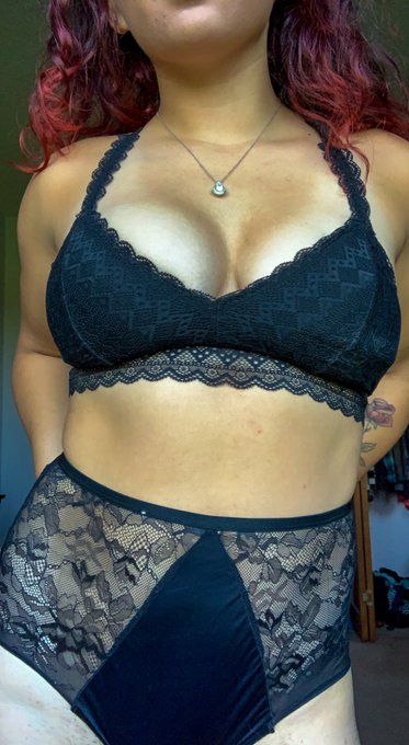 I hope everyone is having a wonderful weekend. You know what would make it even better? Subbing to my<a href="/tag/babe"class="tags"><span>#babe</span></a><a href="/tag/piercings"class="tags"><span>#piercings</span></a><a href="/tag/tits"class="tags"><span>#tits</span></a><a href="/tag/onlyfans"class="tags"><span>#onlyfans</span></a>