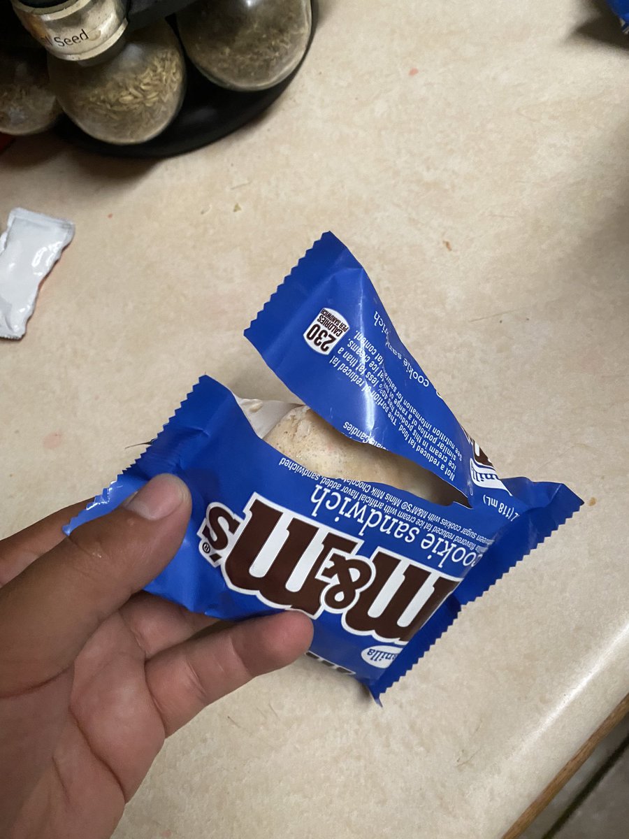 lilspooks6's tweet photo. @mmschocolate I bought a box of cookie ice cream sandwiches and they came like this 😑 they also smell like pepto bismo … What happened 😩😩 https://t.co/1opY1LMCJ8