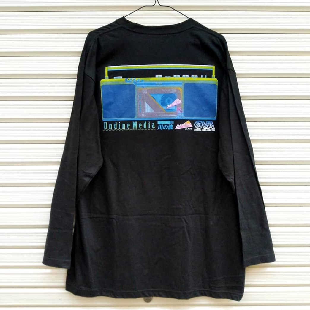 damingnimad's tweet photo. 【新商品】ロンTもステキィ~~!まさに今日みたいな天気に着たいシンプルな形の長そで🐍
#tutoji #riverwave #ダミラ #コラボ https://t.co/TQKXdeVQGi