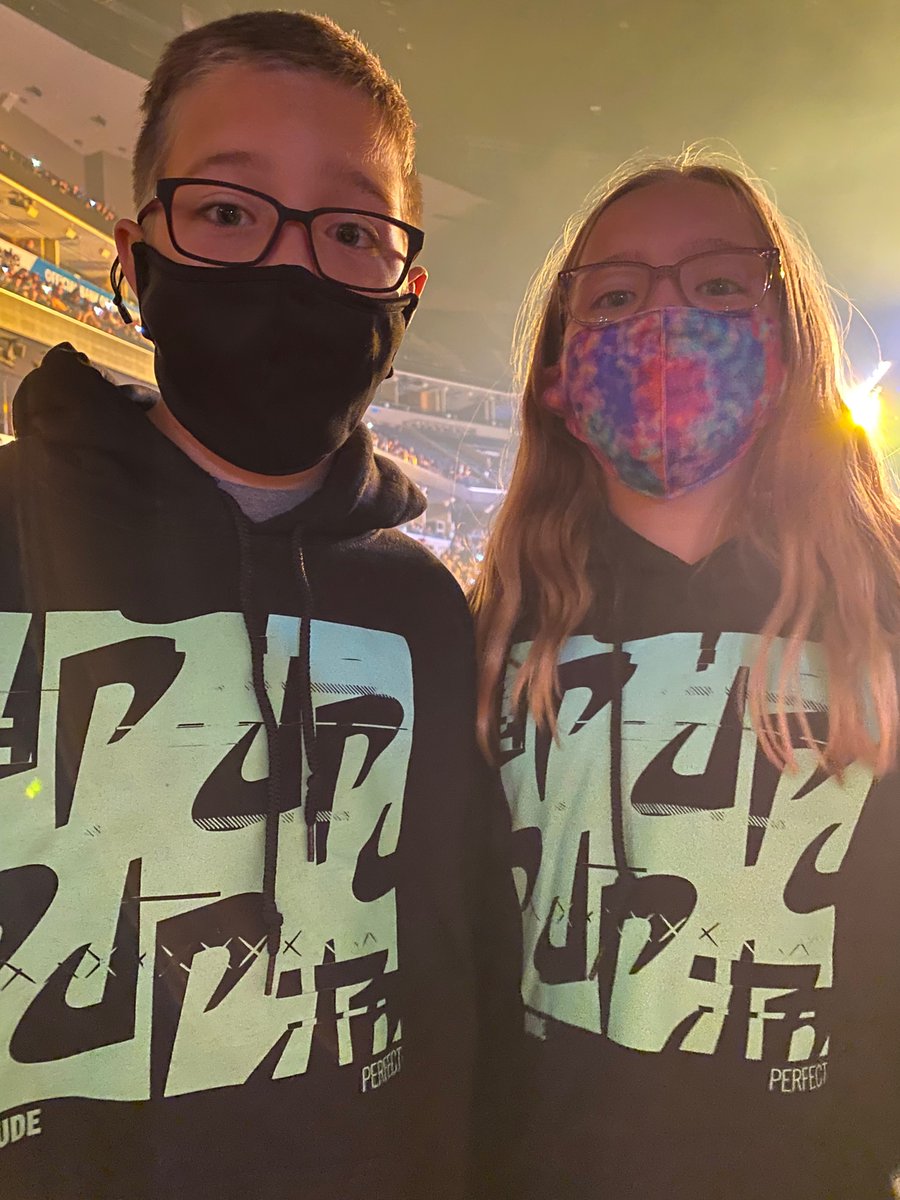 #DudePerfectTour 

About to start in Memphis!!!!