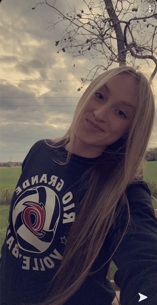 dysartzada1478's tweet photo. I’m so thankful to announce my verbal commitment to continue my academic and athletic career playing volleyball at The University of Rio Grande! Thank you to my family, friends, coaches, and teammates for always pushing and supporting me through life and the sport that I love!❤️ https://t.co/yapqmYDEvL