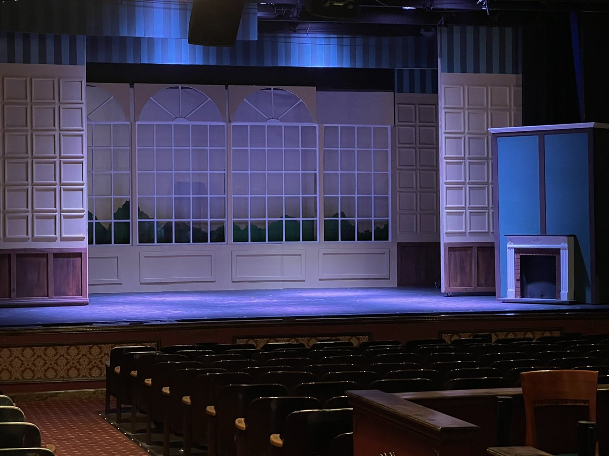 cmpac's tweet photo. Today was our #CueToCue for #CMPerformingArts Presents: #IrvingBerlinβs #HolidayInn!
The #Set is nearing completion and our incredible #LightingTeam has been hard at work getting the show ready for our final #TechWeek! https://t.co/SC1d00eN3b