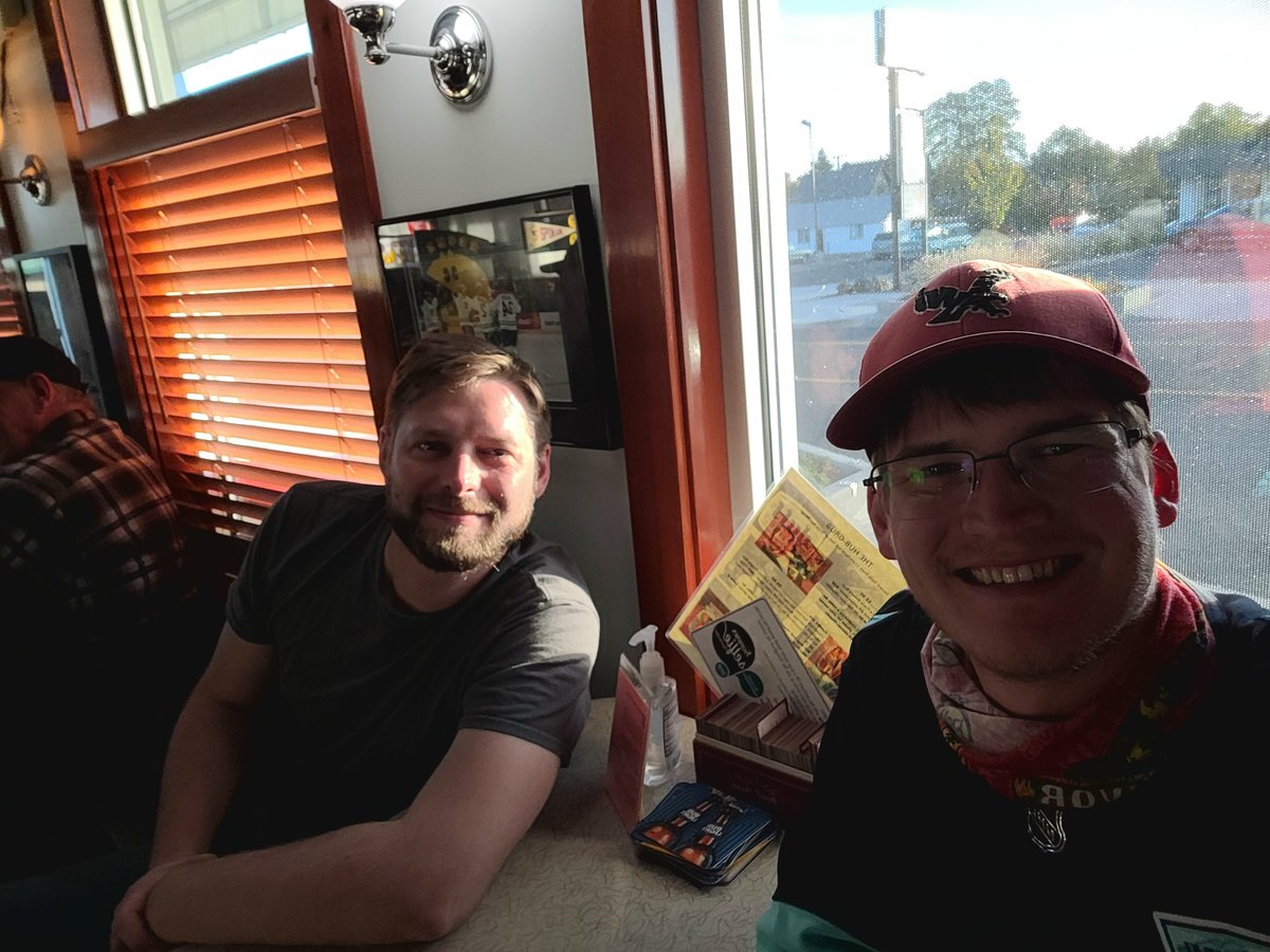 Jamnt0ast's tweet photo. #WHEREiROOT Hub Tavern Spokane! https://t.co/53vCHjoHbf