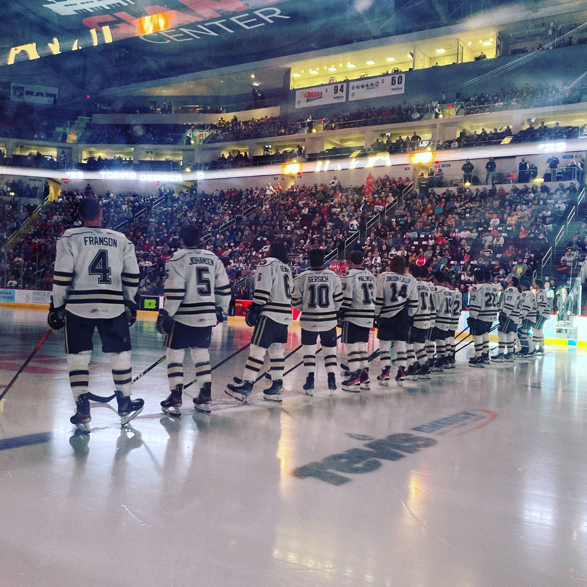 Liam10za's tweet photo. The boys are back. @TheHersheyBears https://t.co/t3xtgjiCSi