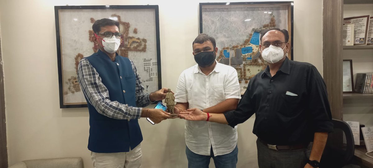 sigmauniindia's tweet photo. Sigma Campus, was pleased to host today  Vice chancellor of SGGU-Godhra. Dr. Pratapsinh Chauhan, Chairman and Managing Director of the group along with a team of senior principals had valuable insights for future academia policy. #ShriGovindGuruUniversity  #BigSigma #HaveSigma https://t.co/pKcr0h8GSj