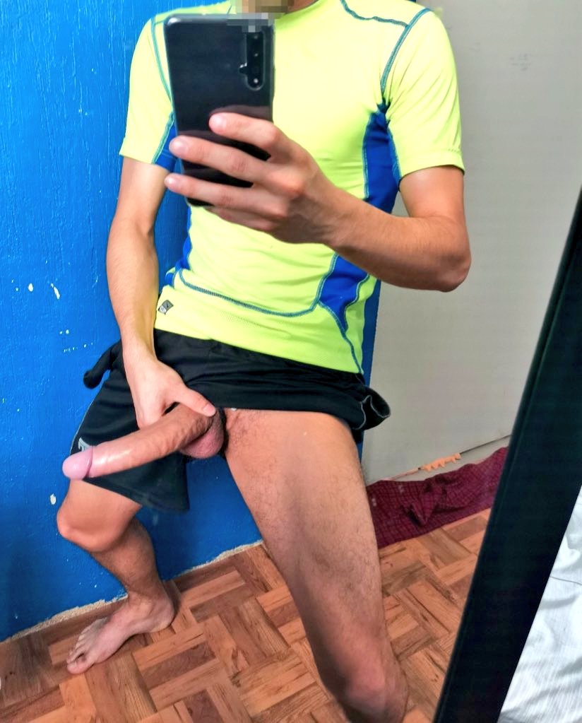 argplox's tweet photo. 1 or 2? 🔥 https://t.co/gEsnbrXS9L