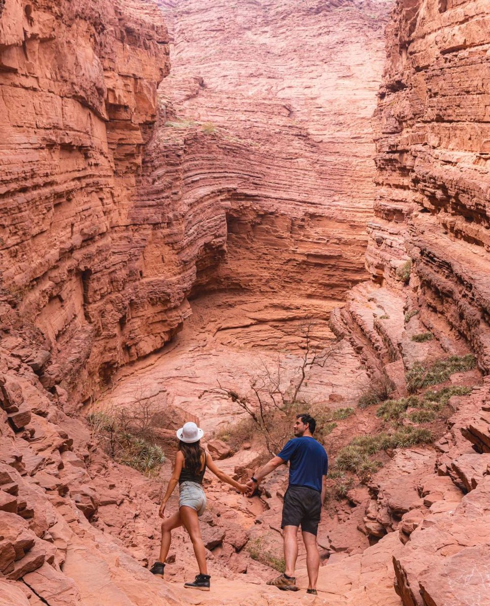 Visit Salta on Twitter: "La Garganta del Diablo es una de las sorpresas más  maravillosas de la naturaleza. Forma parte de la Quebrada de las Conchas y  está al costado de la