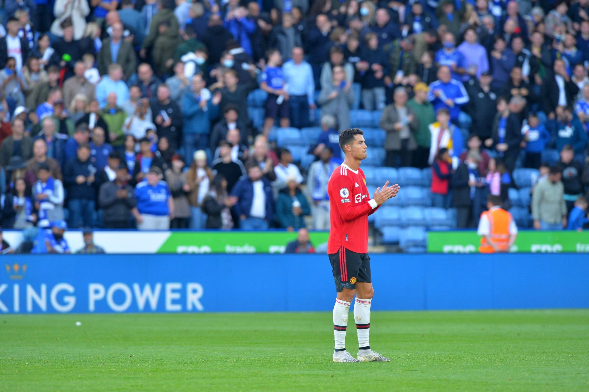 Premier League: Furious Ronaldo stopped by Ole as he stormed down the tunnel after Leicester loss, Watch Video