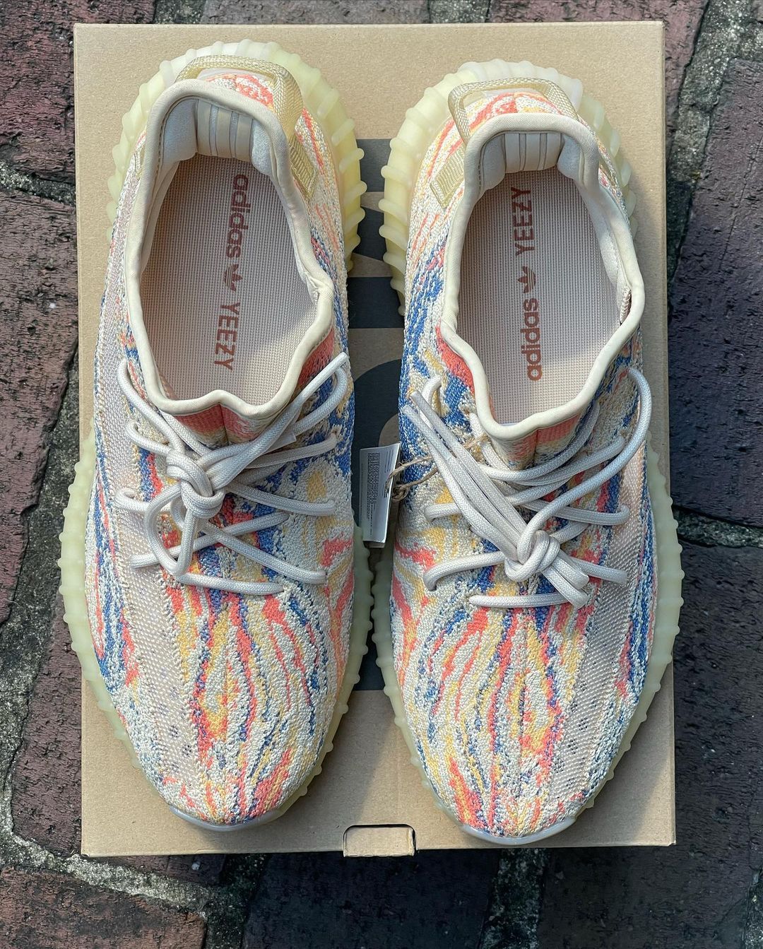 Yeezy Boost 350 v2 MX Oat