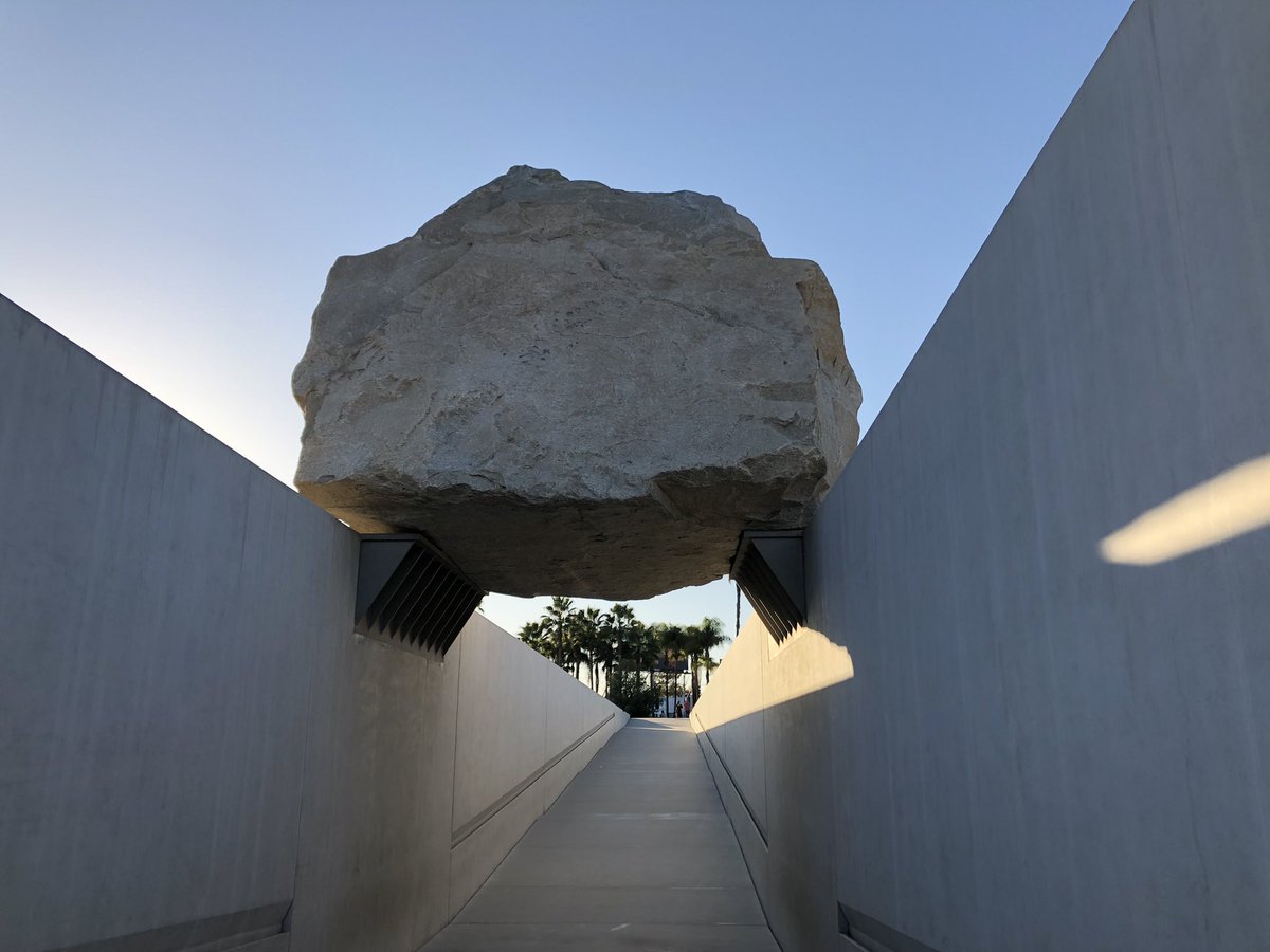warmlykelly's tweet photo. #Art wish list item fulfilled!Finally got to see #MichaelHeizer #LevitatedMass @LACMA
#LandArt #Love https://t.co/PZCxysYs3x