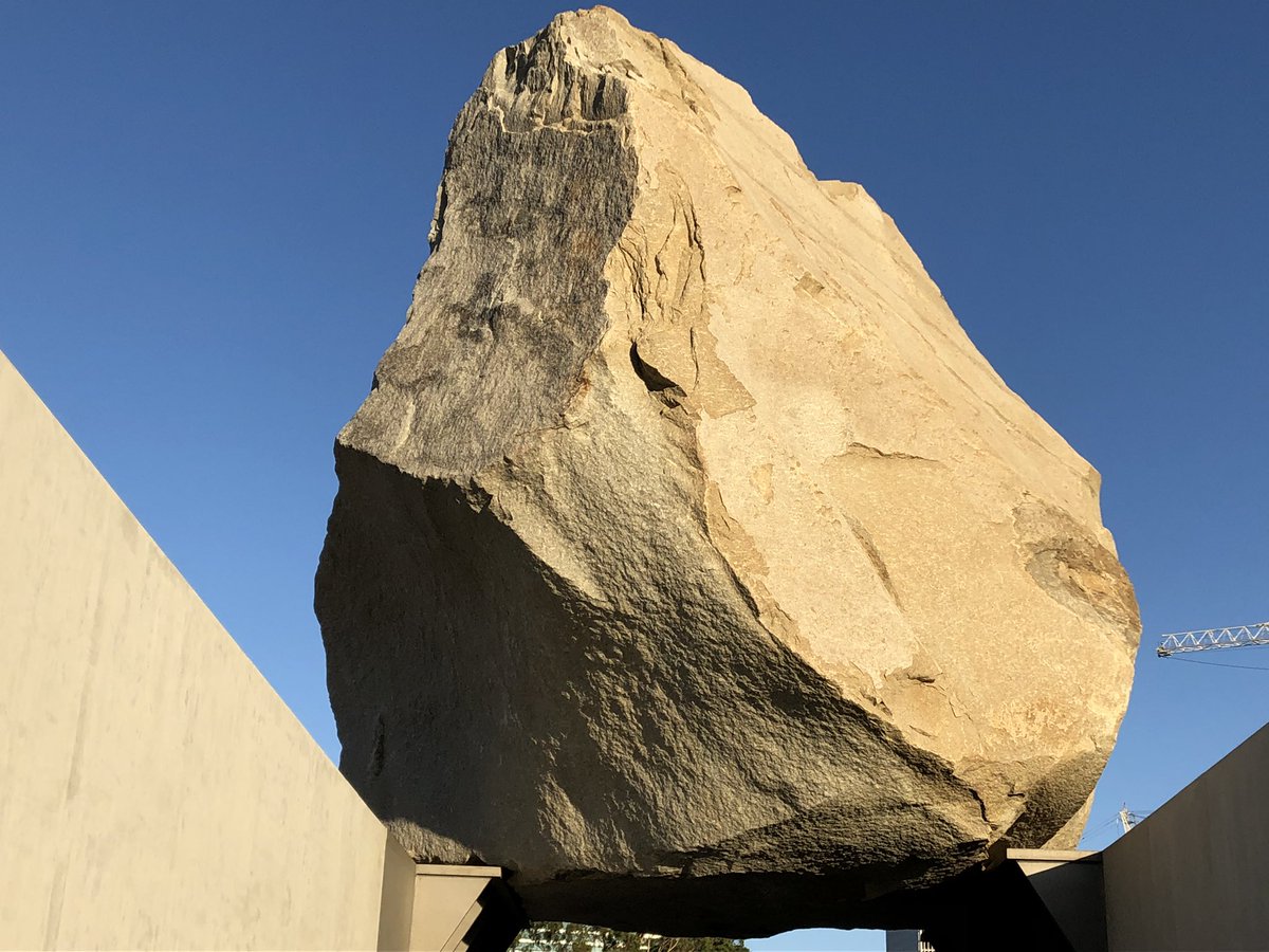 warmlykelly's tweet photo. #Art wish list item fulfilled!Finally got to see #MichaelHeizer #LevitatedMass @LACMA
#LandArt #Love https://t.co/PZCxysYs3x
