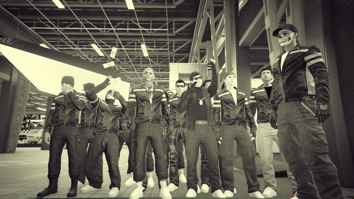 IInvious's tweet image. Team