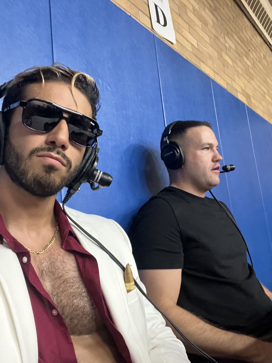 theZambrano_'s tweet photo. Special guest commentator…. Me
🎤
@newwrestling1
@HelloCrockett
#clubcam #northeastwrestling #teamadams #antoniozambrano https://t.co/4oT4fCiR35