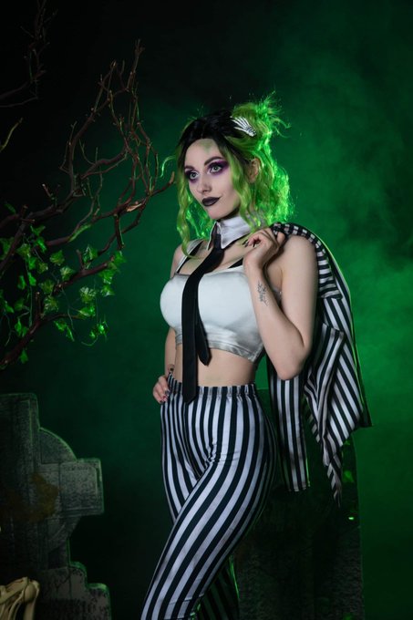 It&rsquo;s showtime 💚🖤 https://t.co/JoolHSGx2U