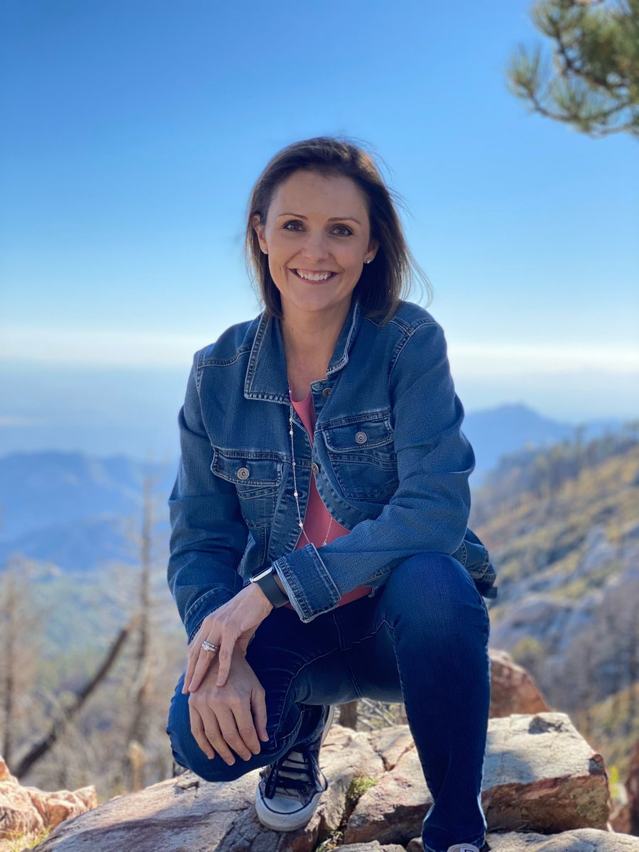 amandamelby's tweet photo. Took a fun #arizonadaytrip down to #tucson.
Beautiful scenic drive up to 8000 ft elevation to #mtlemmon, enjoyed some gorgeous vistas and cool weather!
#tucsondaytrip #fallbreak #hangingwithmydaughters #arizona #desertlife #stopandnoticenature
#exploringaz #explorearizona https://t.co/4HgGctzxKm