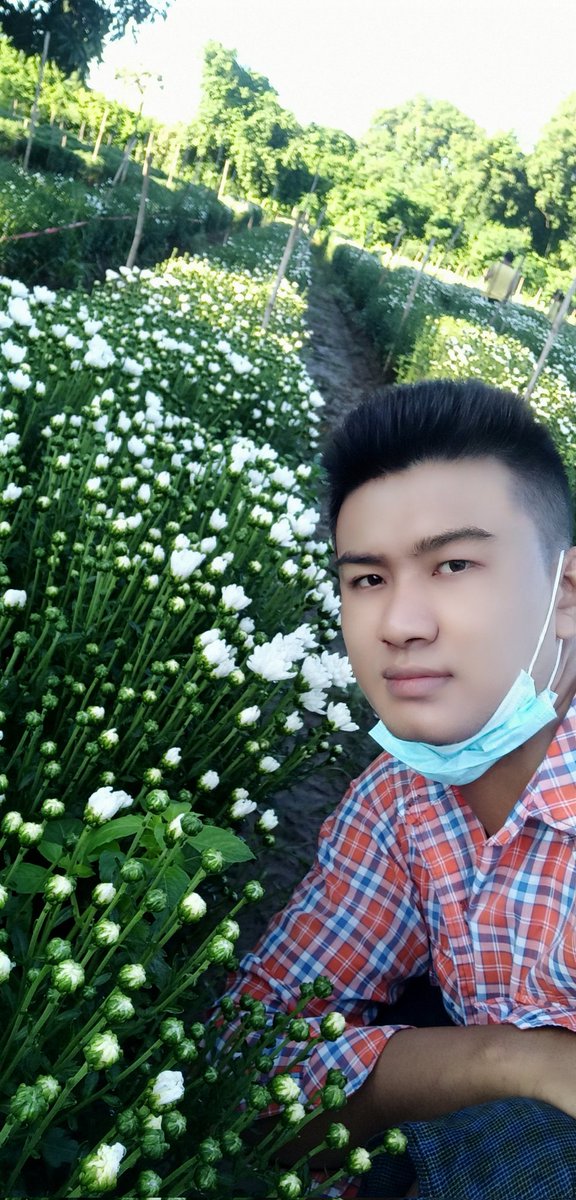 Kosai41901243's tweet photo. မဂ်လာရှိသောနံနက်ခင်းလေးမှာ
စိတ်၏ချမ်းသာခြင်း၊ကိုယ်၏ကျန်းမာခြင���းနဲ့ပြည့်စုံနိုင်ကြပါစေဗျ https://t.co/m4dzKpSMfY