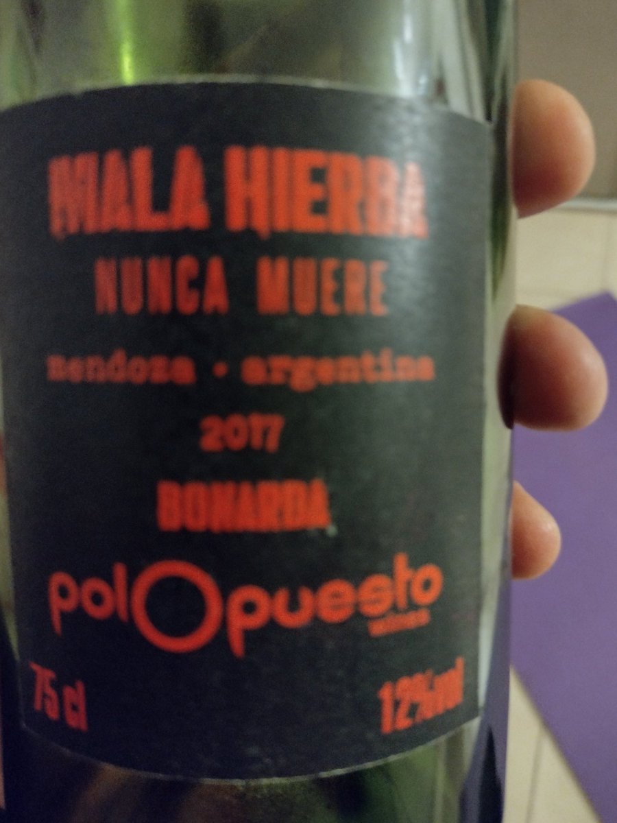 A mí estos vinos me gustan mucho , salvaje , con algo de verde en boca , linda nariz , disfruto mucho de la botella entera , salu