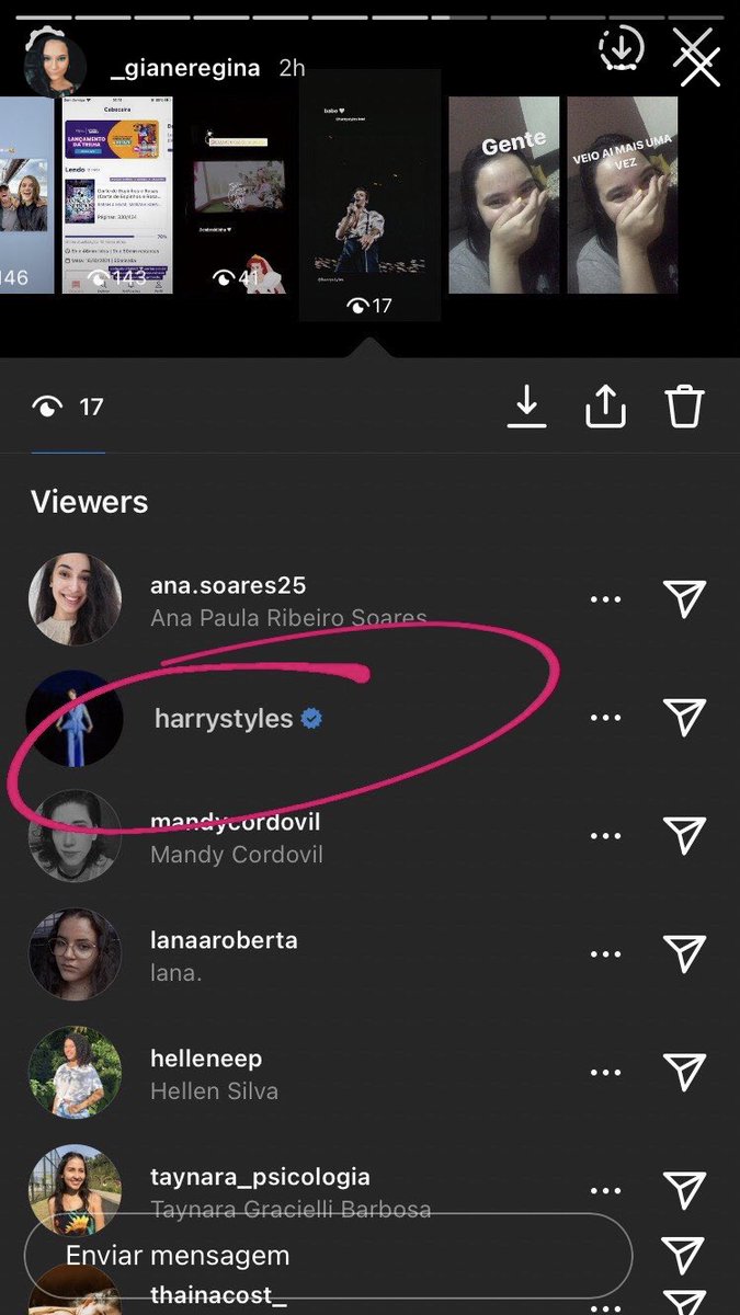 little01D's tweet photo. GENTE PUTA MERDAAAAA O HARRY https://t.co/grTosJ79Ua