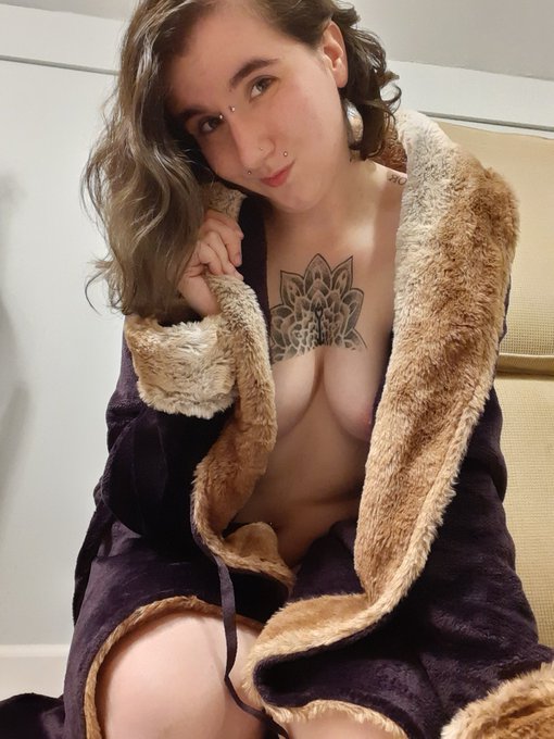 I haven't forgot about y'all 😘 https://t.co/48X2yAlbvz<a href="/tag/girls"class="tags"><span>#girls</span></a><a href="/tag/noregrets"class="tags"><span>#noregrets</span></a><a href="/tag/beautifulwomen"class="tags"><span>#beautifulwomen</span></a><a href="/tag/content"class="tags"><span>#content</span></a>