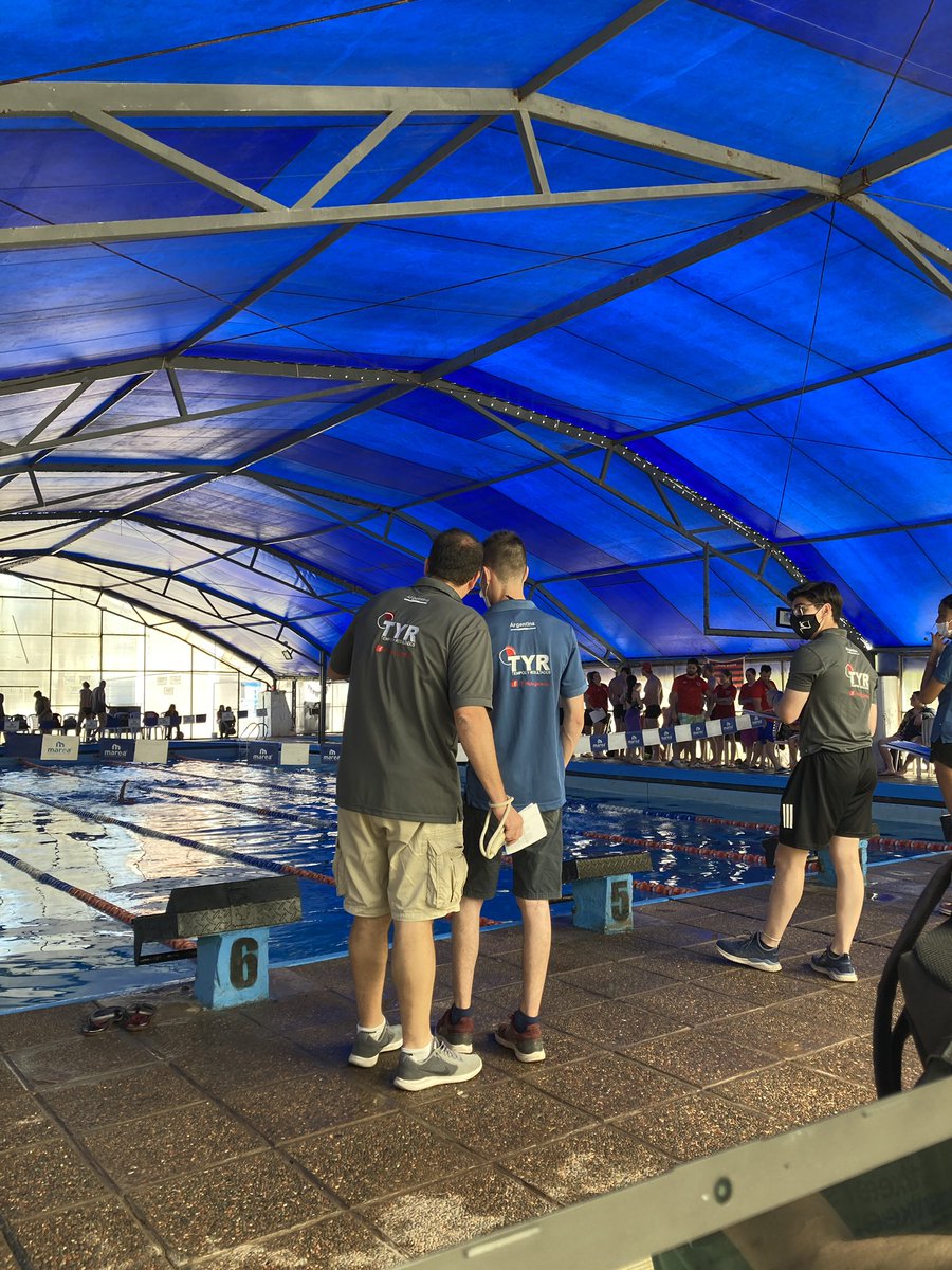 durabayen's tweet photo. Hoy tuvimos jornada de Natación en Chacras Indoors. #Cuadrangular #EquipoTYR https://t.co/1ajW3flSri