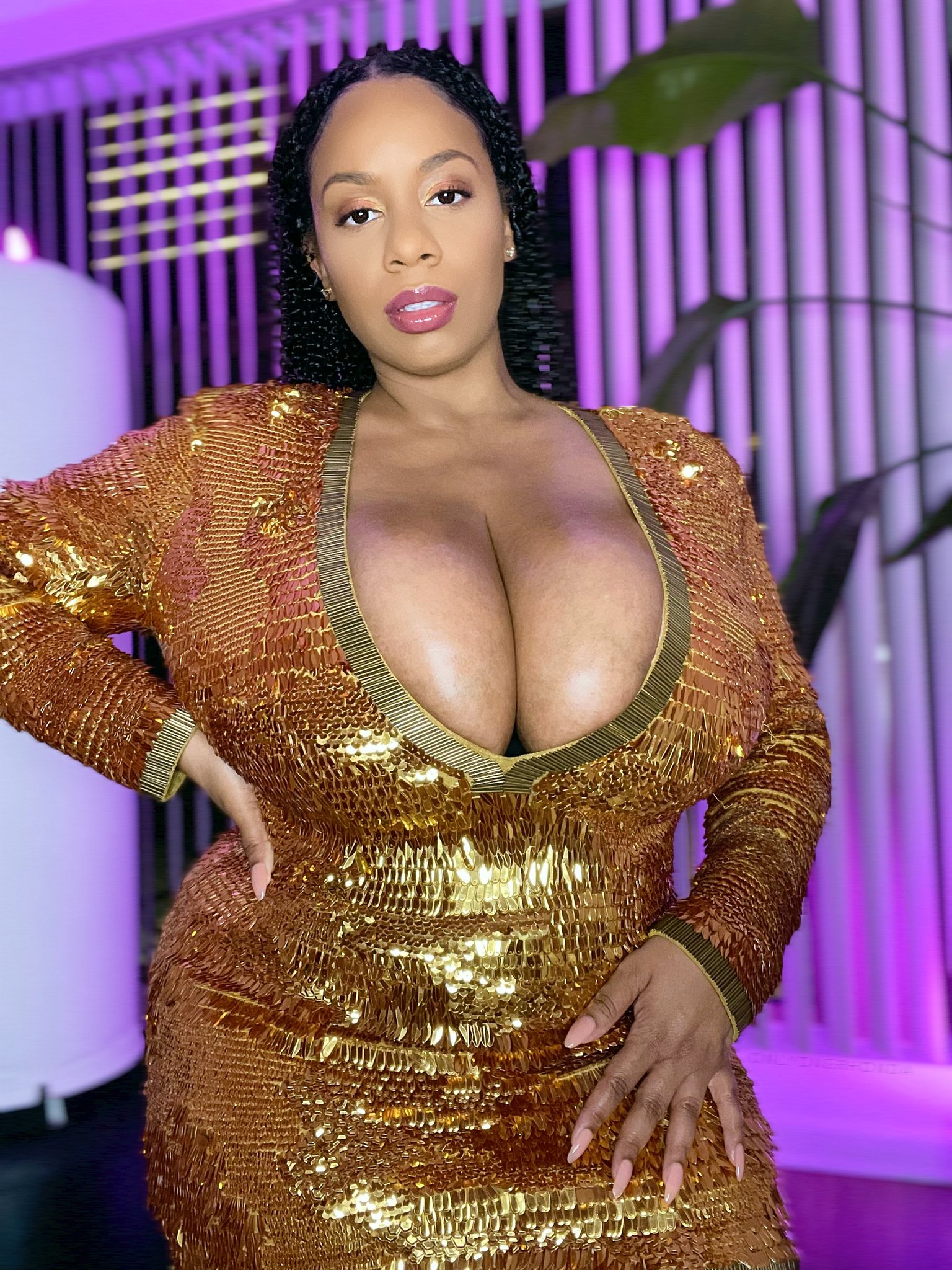 TW Pornstars - Rhonda - OnlyOneRhonda. Twitter. Hi ☺️. 3:00 AM - 17 Oct 2021