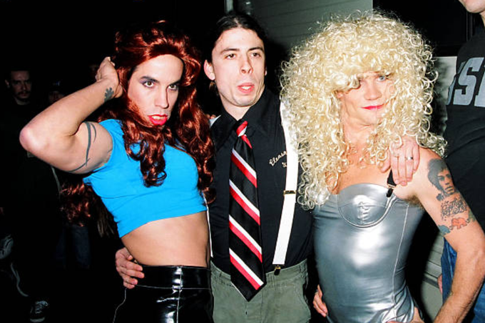 crockpics's tweet photo. Dave Grohl, Anthony Kiedis &amp; Flea at the MTV Live and Loud Nirvana Performs Live, 1993. Photo by Jeff Kravitz. https://t.co/GekuuXvWU8