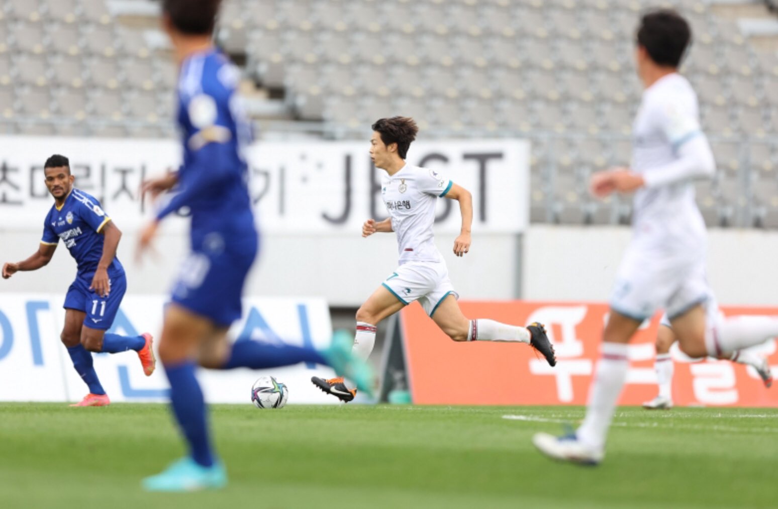 Rio Kleague Kリーグ2 21 10 16 R34 忠南牙山 大田ハナシチズン 石田雅俊 選手 T Co 6cgze4mqqa Twitter