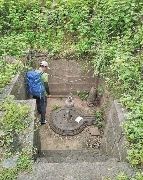 TDasKumar's tweet photo. The more We search, the more We discover…!
Pataleshwar Mandir at Pedgaon village, Shrigonda Taluka of Ahmadnagar District in Maharashtra.
🙏🙏🔱 https://t.co/Zx4dI0CeaR