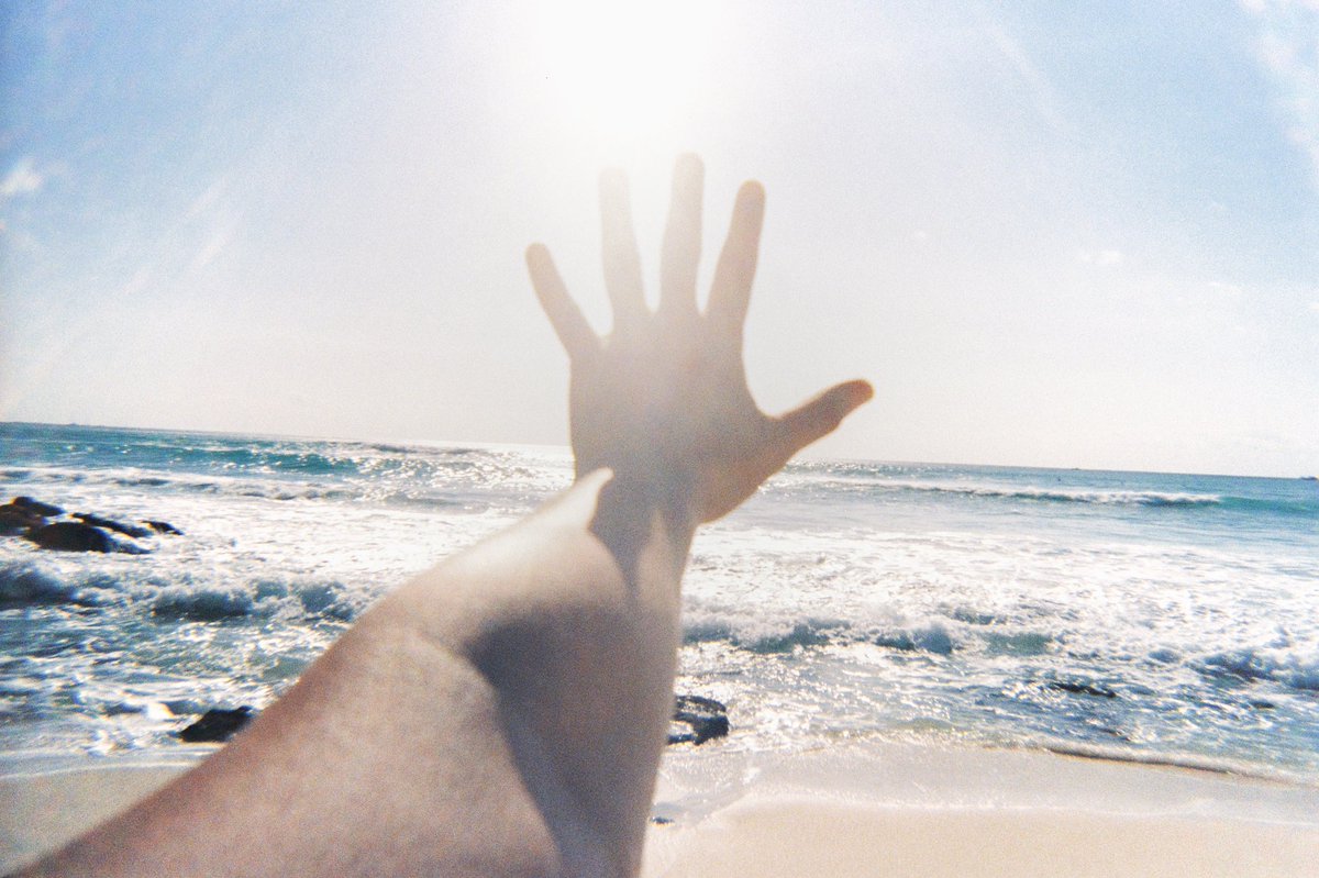 semuanyaa✨

minta tlg bantu RT ya, siapa tau ada yg membutuhkan 🙇🏻‍♂️✨

aku mau GIVEAWAY TIGA BUAH KAMERA ANALOG #kodakm35

Caranya sangat gampang:

tinggal klik post ini &amp; ikuti instruksinya: instagram.com/p/CVHSDD_pfXA/…