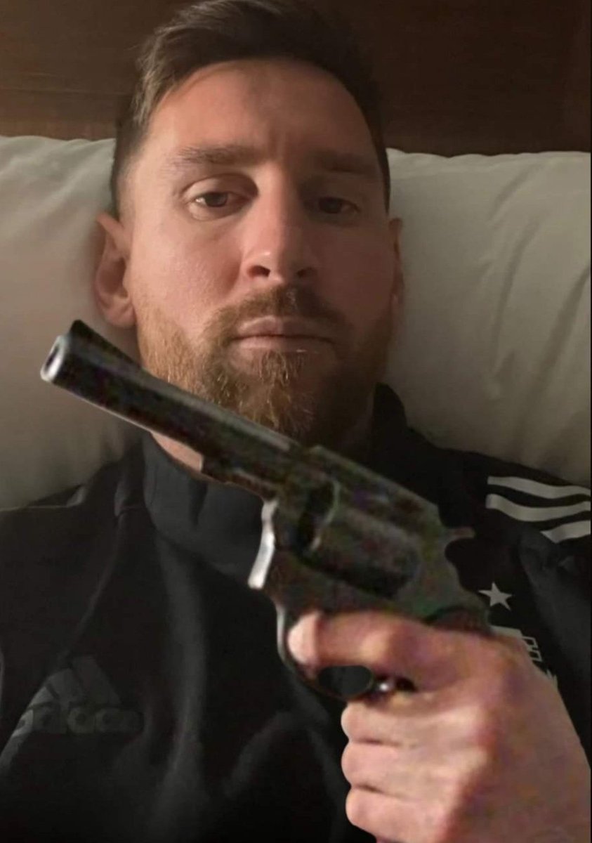 Messi cuando la China Suarez se acerque a De Paul