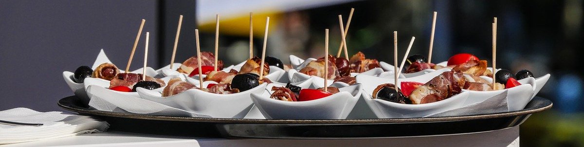 Every_Other_Th's tweet photo. Stay up to date with current #trends and valuable #hospitality and #tabletop tips  
👉🏻  https://t.co/zGheGdlyQW

#podcast #foodandwine #catering #restauratlife #cheflife #lifestyle #instagood #tweegram #smallbusiness #entrepreneur #marketing #branding https://t.co/GYTgnyUInF