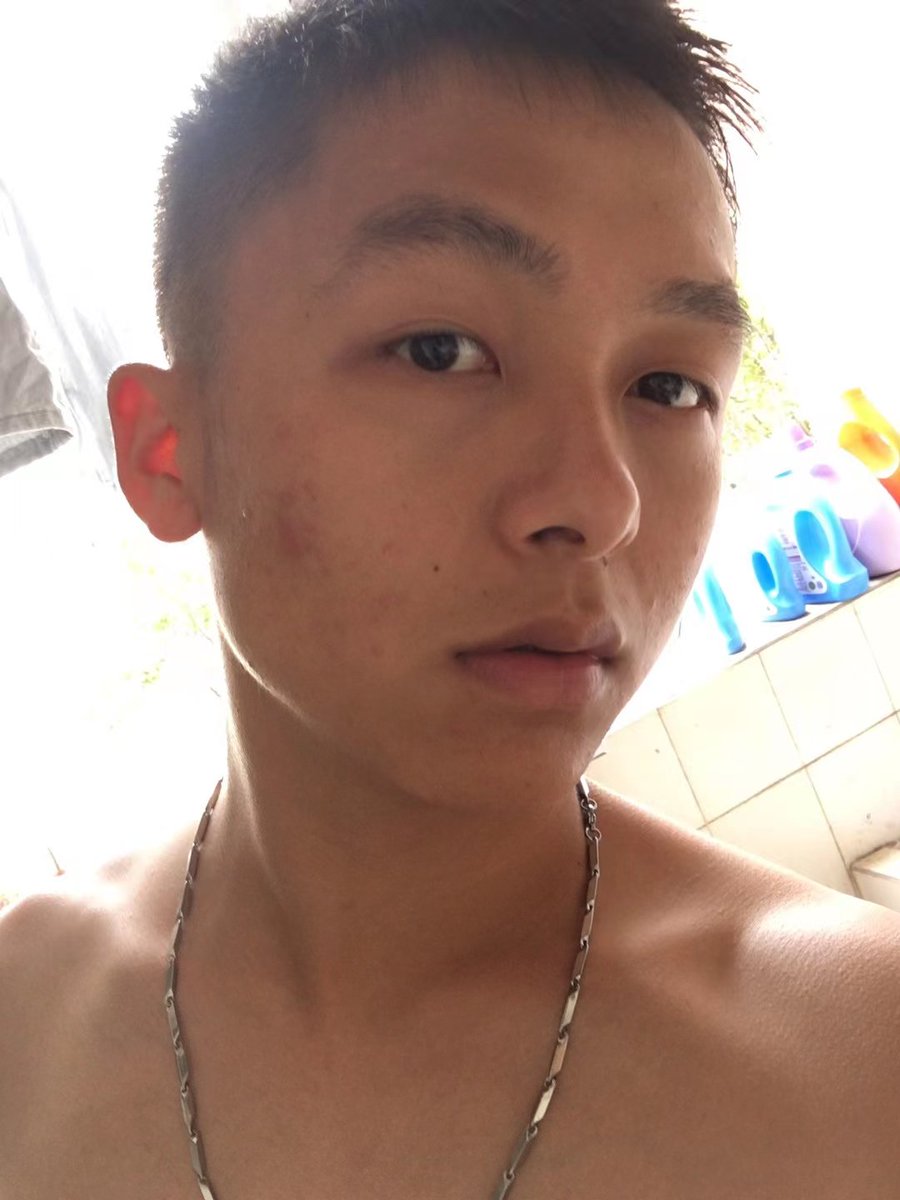 xhhhhhooo's tweet photo. 成都有约吗 https://t.co/FiKDid9rv6
