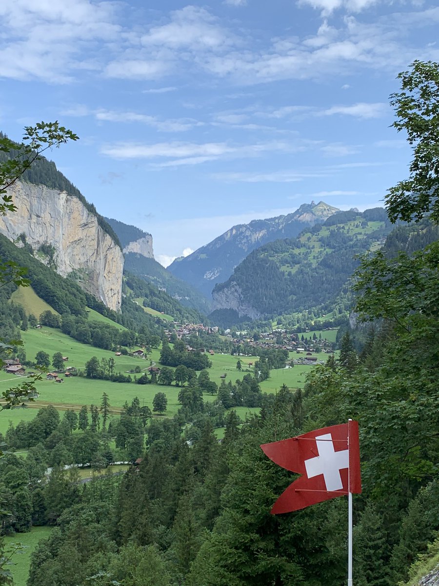 Ashley Battersby tweet media