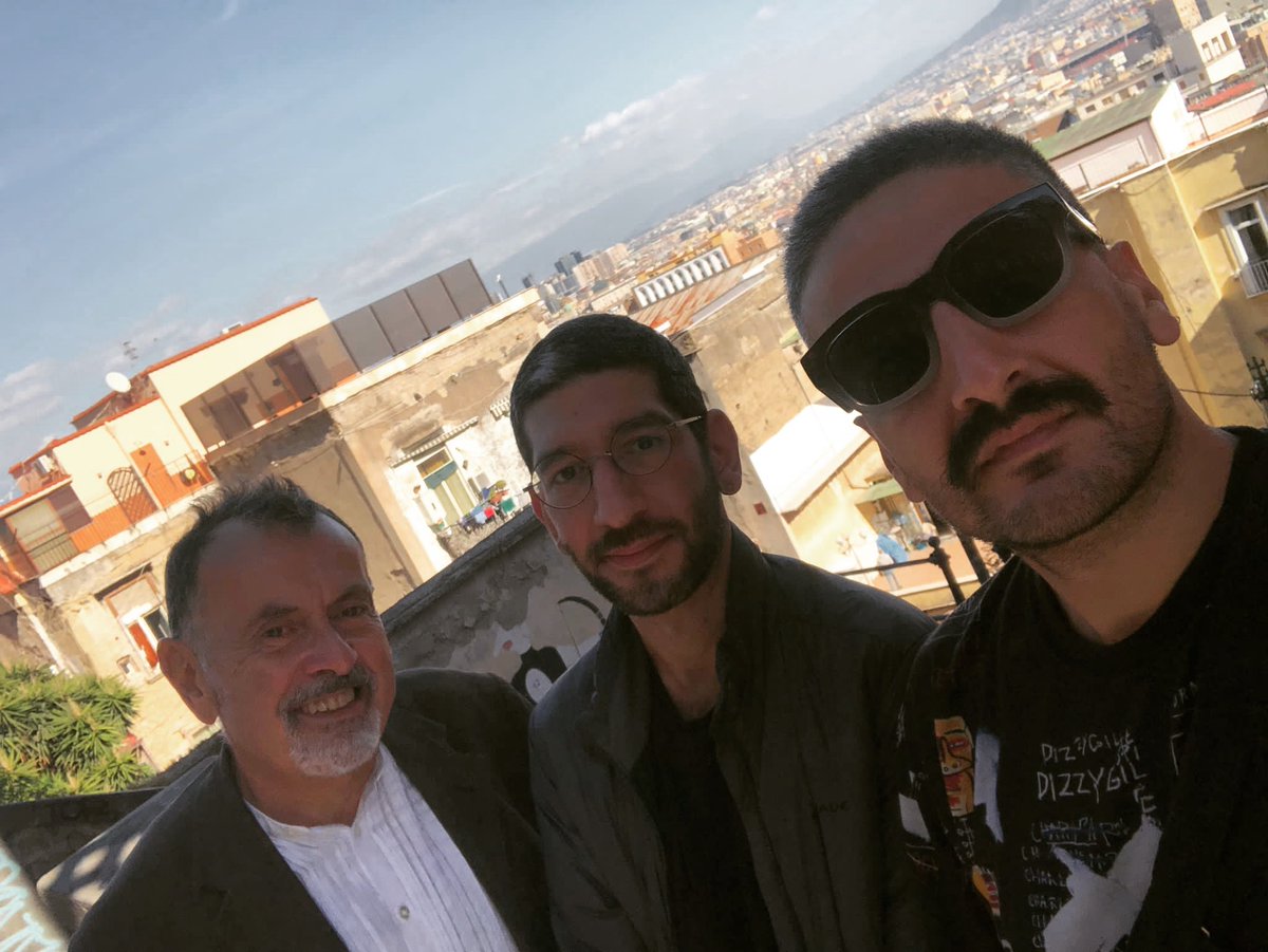 🇹🇷Türkiye Ortak Nesiller Entegrasyonu Derneğimizin bir misyonu da Çağdaş Genç Sanatçılarımızın ufuklarını açmaktır. Bu çerçevede sanat komitesi projesi olan  ve Napoli'de bulunan Fondazione Morra işbirliği içinde yürütülen “PROJECT for artists’ residency:  Neapolitan Dialogues”