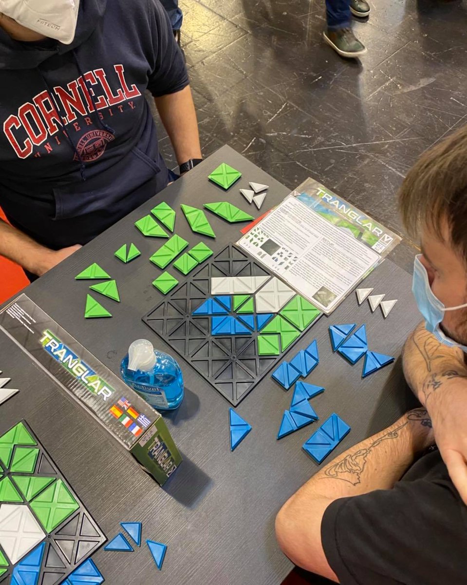 v_cubes's tweet photo. The first Tranglar tournament has been a great success and we enjoyed it a lot! Winner is Alfie from England!
More to come soon!
#tranglar #strategygames #abstractgames #vgames #spiel #essenspiel #boardgames #spiel21 https://t.co/YiULUbA0xq