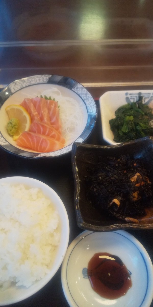 みんなの ごはん屋 刺身 口コミ 評判 食べたいランチ 夜ごはんがきっと見つかる ナウティスイーツ