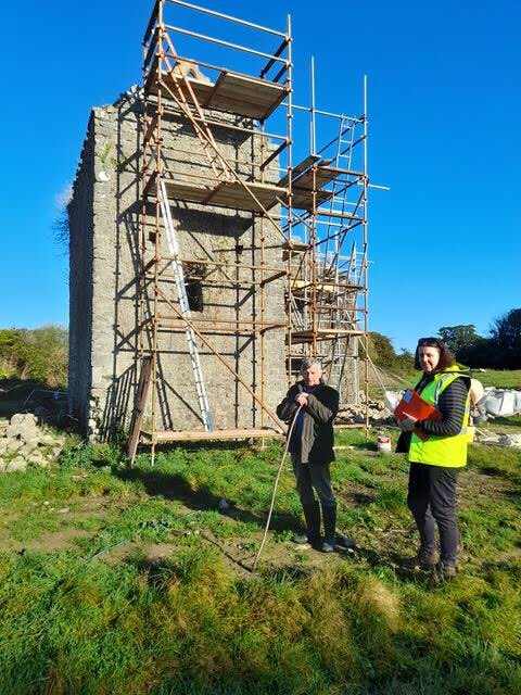 BeaubecE's tweet photo. Great weather, Great progress
Dr Loreto Guinan Heritage Officer for Meath County Council with farmer John Mc Cullen enjoying the great weather and  great progress of repairs at Beaubec, Co. Meath funded by the Community Monuments Fund 2021 run by the National Monuments Service https://t.co/U26kyetZNc