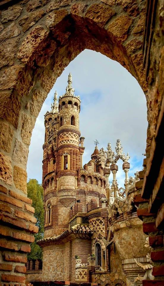 Colomares Castle in Benalmadena, Spain.

ancient-origins.net