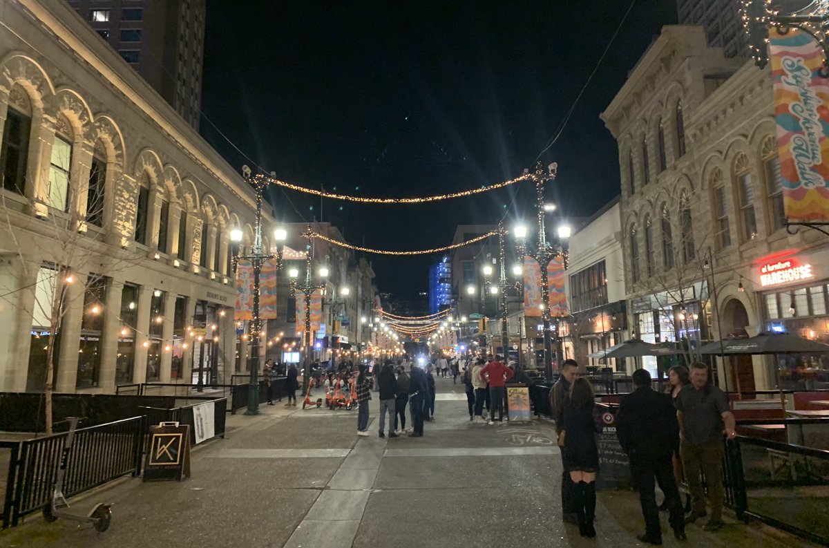 Downtown Calgary is beautiful tonight #yyc