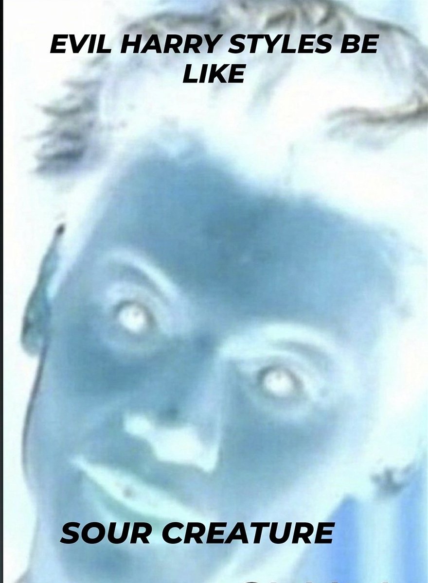copyoffolklore's tweet photo. evil harry styles be like https://t.co/4HvJJd2UhP