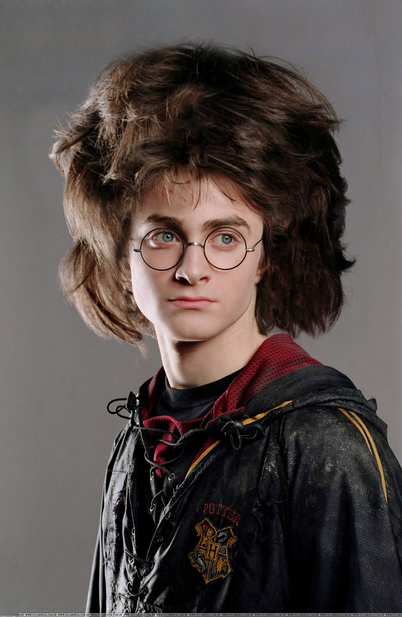 No one:

Daniel Radcliffe in goblet of fire: