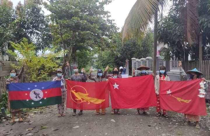 soeh07351's tweet photo. Locals of Kale staged a protest against Genocidal Dictatorship today. LEGALIZATION OF NUG #Oct17Coup   #WhatsHappeningInMyanmar https://t.co/02Ylp1iq67