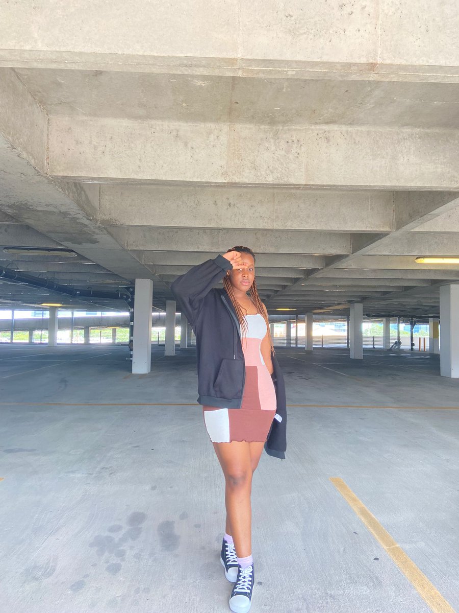 valerian247's tweet photo. Whenever i look at my 19 yr old Baby Sis all i can say is, God bless the United States of America 🇺🇸 https://t.co/IetDFUxWRy