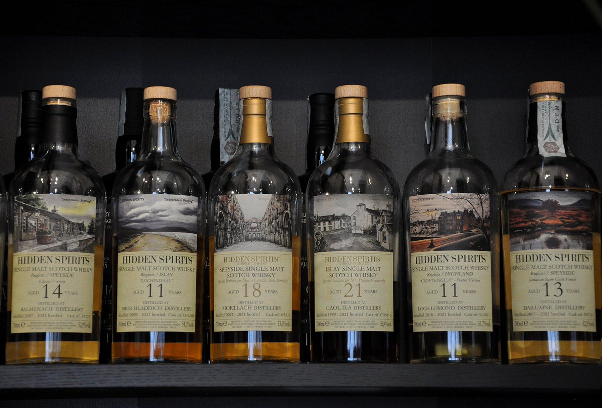From #speyside to #islay , from rum cask to sherry cask... #weallhavehiddenspirits #happycabinet #sundayselection #hiddenspirits