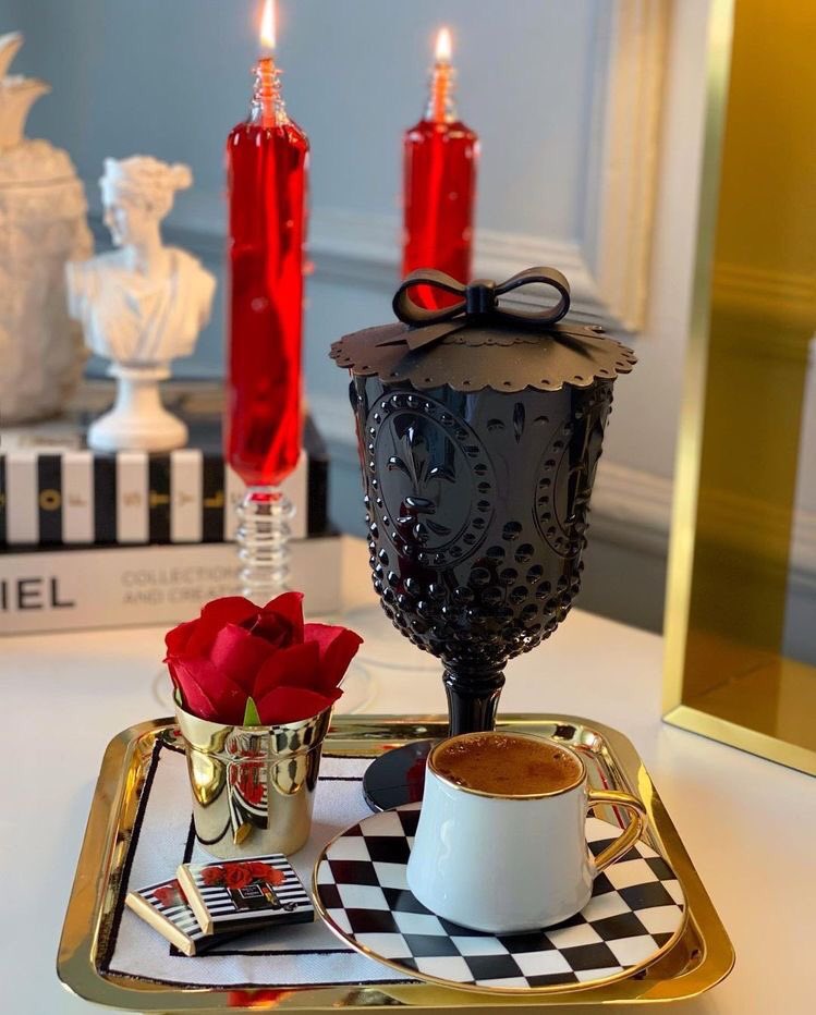 sha_do65's tweet image. المُتعة شيئان قهوة ساخنة ومكان هادئ..🍒🌸

❥
❥

#الصباحات_الجميلة
#تصويري